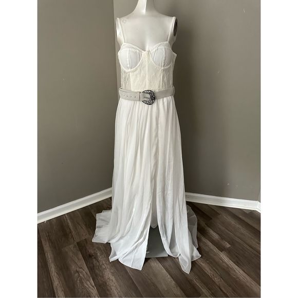 PATBO Belted Lace Bustier Dress - Picture 5 of 11